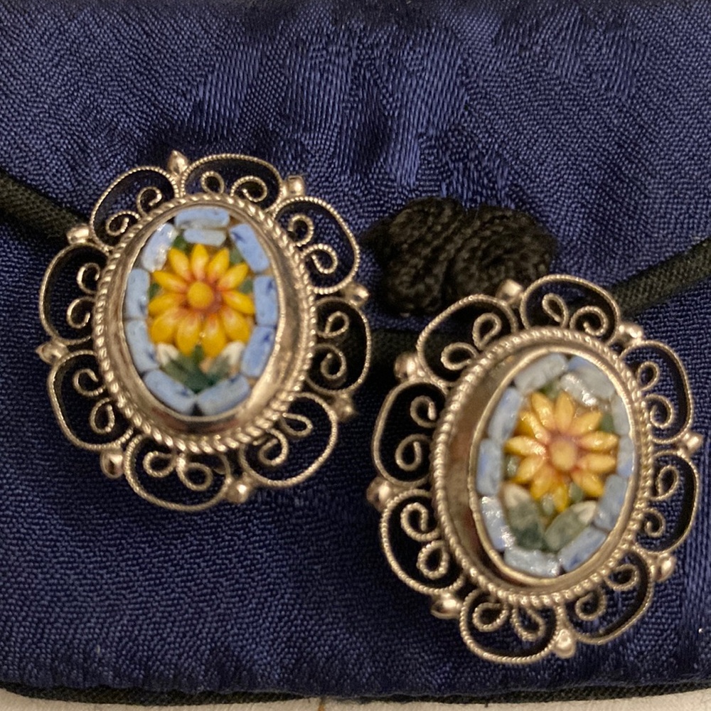 Vintage CLIP-On FLORAL MOSAIC & Silver Filagree EARRINGS- Excellent condition